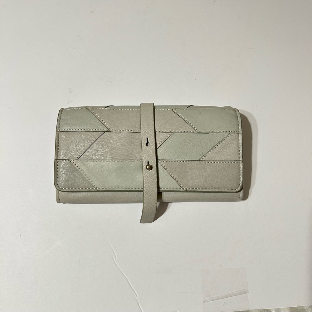 Lucky brand Elegant Gray Women's Clutch/ crossbody